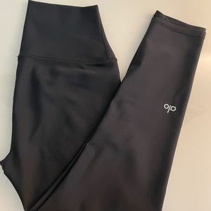 Alo airlift cropped legging